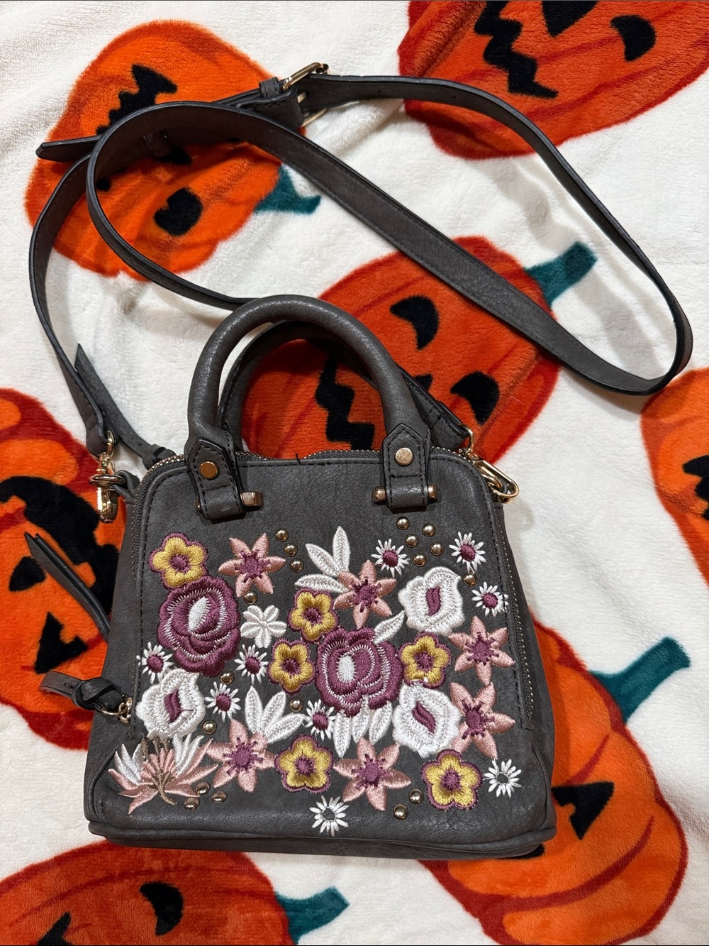Boho Gray Embroidered Floral Purse with Gold Studs & Strap